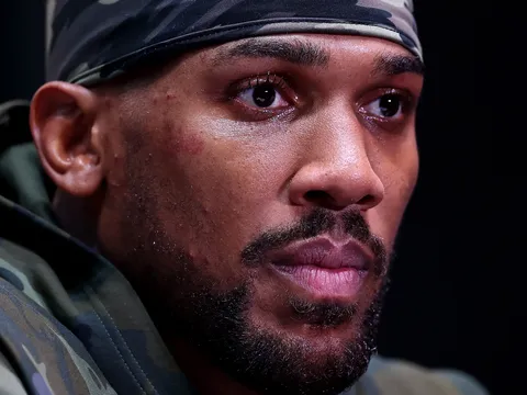 Anthony Joshua lần đầu lên tiếng sau tai nạn thảm khốc: 'Chúa đã cho tôi ở bên những người anh em tuyệt vời'