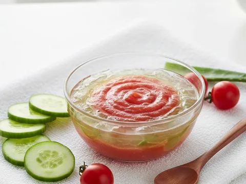 Da khô bong tróc: 5 loại trái cây, rau củ vừa ăn vừa bôi giúp da mềm mượt hơn