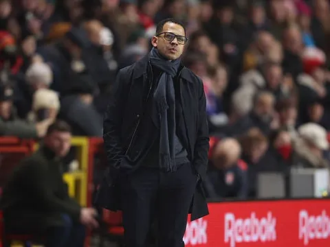 Rooney ấn tượng với sự lột xác của Chelsea dưới thời HLV Rosenior