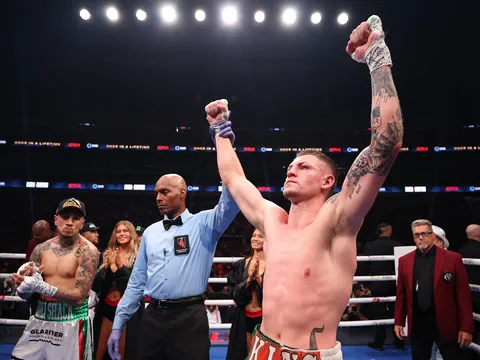 Zuffa Boxing chào sân: Callum Walsh và Efe Ajagba lĩnh ấn tiên phong trong những cặp đấu gây hoài nghi