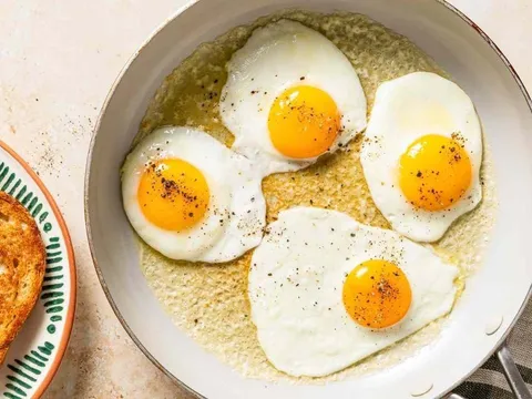 Mỗi sáng ăn 1 quả trứng, sau 30 ngày, điều gì xảy ra với cơ thể?