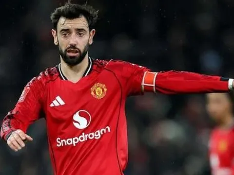 Bất chấp sóng gió, Bruno Fernandes cam kết ở lại MU