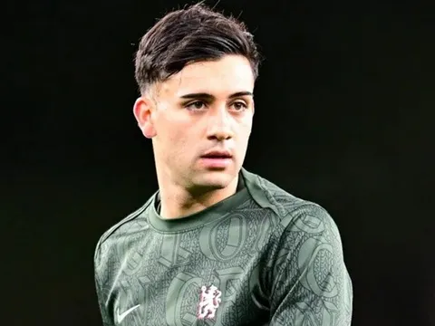 Buonanotte rời Chelsea kiểm tra y tế tại Leeds