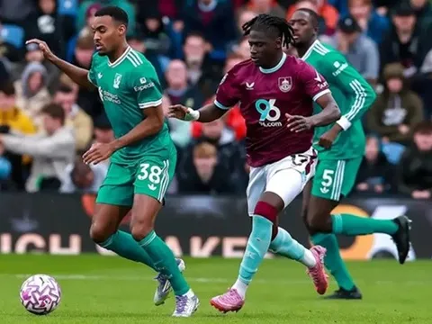 Soi trận Liverpool vs Burnley: Vắng Salah, chờ Ekitike