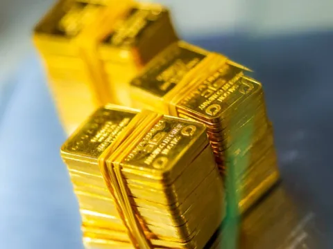 Giá vàng hôm nay 15/1/2025: Vàng SJC, nhẫn tròn bất ngờ đảo chiều tăng mạnh