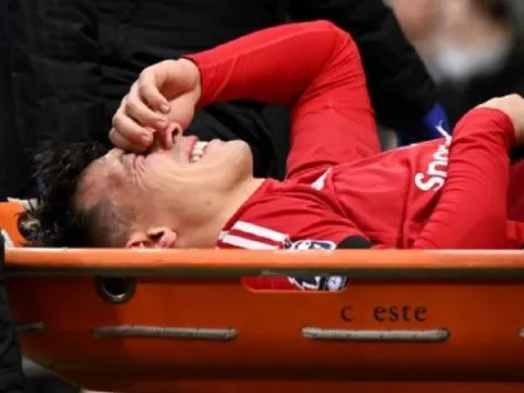 Lisandro Martinez suýt giải nghệ nếu không có con gái