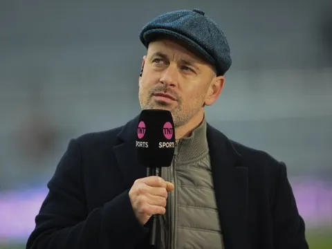 Joe Cole khuyên Chelsea tranh thủ "rút ruột" Arsenal