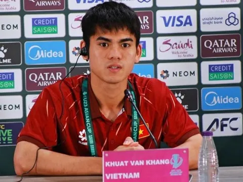 Văn Khang muốn U23 VN không lặp lại sai lầm quá khứ