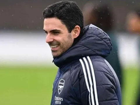Arteta tự tin Arsenal sẽ phá dớp trắng tay mùa này