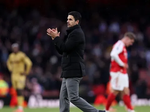 Shearer dự đoán Arsenal thắng nhọc nhằn trước Forest