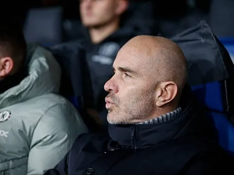 Chelsea săn trung vệ không phải để dằn mặt Maresca