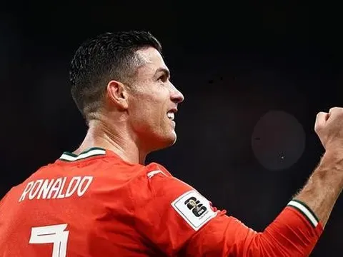 Nani tin chắc Ronaldo sẽ cán mốc 1.000 bàn thắng