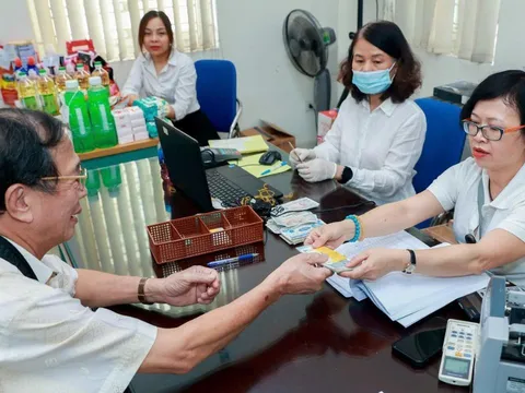 Năm 2026: Trường hợp được nghỉ hưu sớm không bị trừ tỷ lệ hưởng lương hưu