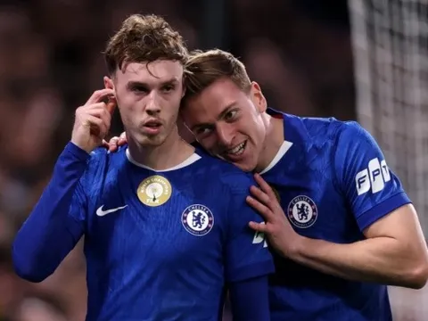 Pha xử lý đẳng cấp của Cole Palmer khiến fan Chelsea dậy sóng