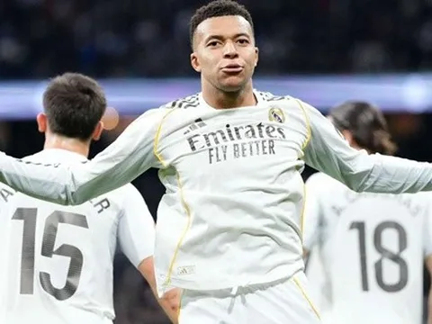 Mbappe rực sáng giữa cơn thịnh nộ tại Bernabeu