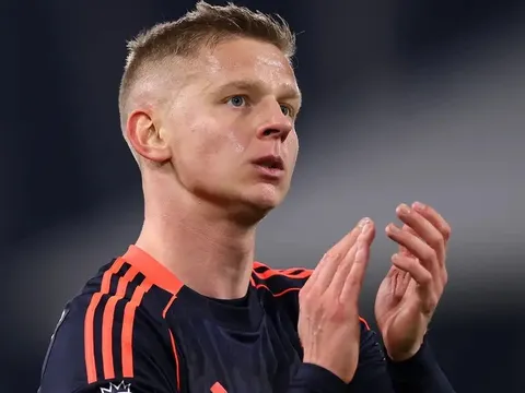 Zinchenko chấm dứt ác mộng tại Forest, cập bến Ajax