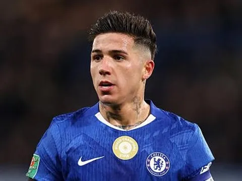 Tin đồn chuyển nhượng sáng 19/1: Chelsea có thể bán Enzo Fernandez; MU liên hệ Xavi