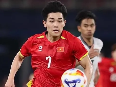 Điểm tin bóng đá Việt Nam 19/1: Đình Bắc báo tin vui; Trò tâm lý của thủ môn U23 Trung Quốc