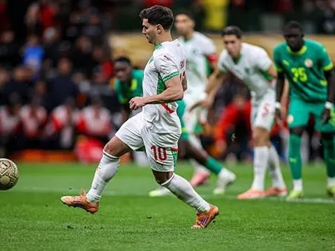 Brahim Diaz gây bão vì cú Panenka hỏng ở chung kết AFCON