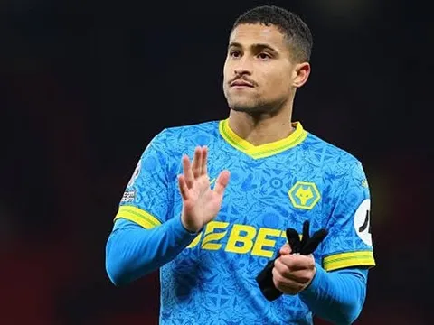 Tin đồn chuyển nhượng tối 19/1: MU quan tâm Joao Gomes; Real ra giá khủng mua Olise