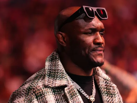 Kamaru Usman và bài học đắt giá về tình anh em: 'Sai lầm lớn nhất' không phải trên võ đài