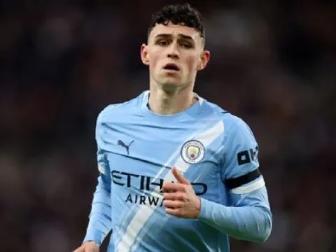 Phil Foden nén đau ra sân trận gặp Bodo/Glimt dù bị gãy tay