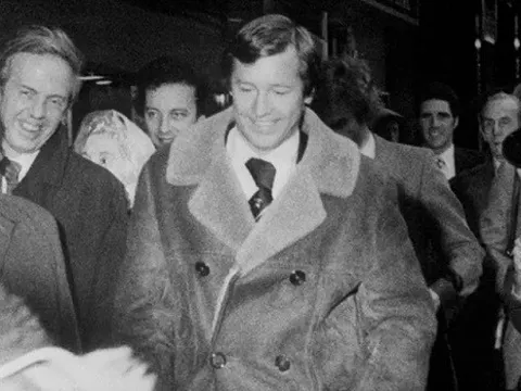 Ngày này năm xưa: Alex Ferguson bị sa thải vì không hề có tố chất làm HLV