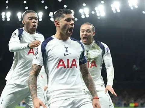 Tottenham thắng nhàn Dortmund nhờ tấm thẻ đỏ tai hại