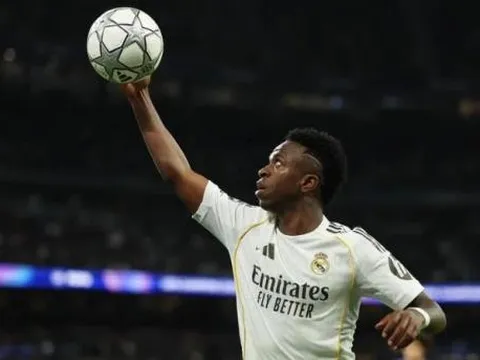 Vinicius tuyên bố muốn ở lại Real Madrid thật lâu