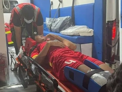 Trung vệ Hiểu Minh nói lời gan ruột sau chấn thương đứt dây chằng