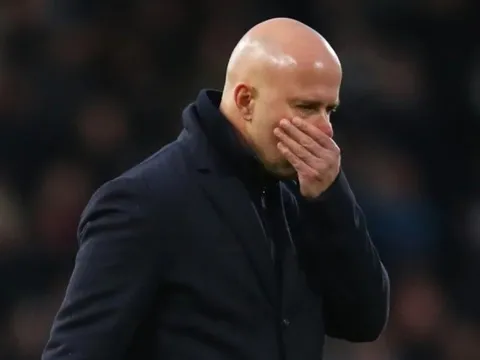 Kerkez báo động về căn bệnh trầm kha của Liverpool hiệp hai