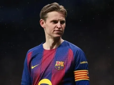 Barca mất De Jong ở trận quyết định vòng phân hạng Champions League