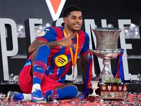 Barca muốn mượn Rashford thêm 1 mùa thay vì mua đứt