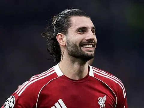 Szoboszlai hé lộ "bài tập về nhà" giúp xé lưới Marseille