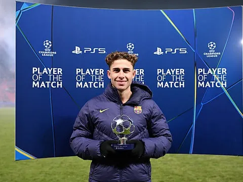 Fermin Lopez hóa "Lampard mới" tại Barcelona