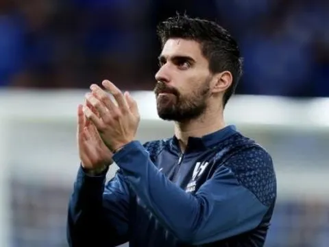 Ruben Neves bật đèn xanh cho MU, lương 300.000 bảng là rào cản