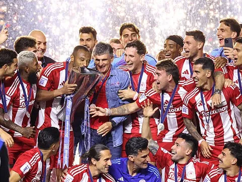 Lịch sử câu lạc bộ Olympiacos: Từ Piraeus đến đỉnh cao châu Âu