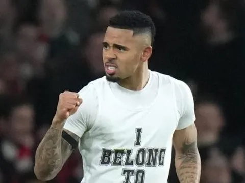 Gabriel Jesus tuyên bố mạnh mẽ hơn sau loạt chấn thương