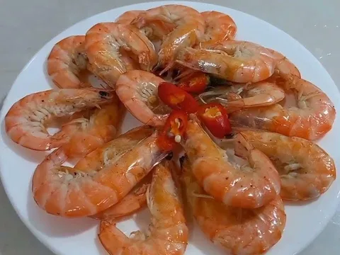 2 món ăn ngày Tết nhà nào cũng tích tữ trong tủ lạnh, bỏ ngay kẻo K tuyến giáp