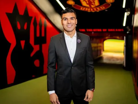 CHÍNH THỨC: Casemiro xác nhận rời Man Utd mùa hè này