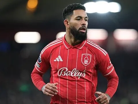 Tin đồn chuyển nhượng sáng 23/1: Chelsea tính mượn Douglas Luiz; MU "trói chân" Mainoo