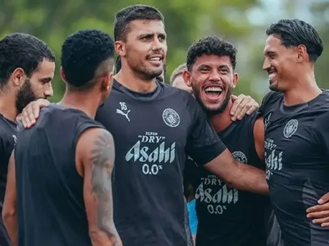 Pep Guardiola mất 7 ngôi sao Man City ở trận Wolves