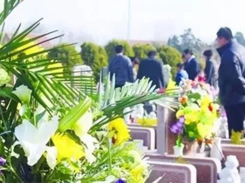 Tổ tiên dặn: Có 4 người tuyệt đối không nên đi viếng mộ, nếu phạm phải con cháu khó giữ phúc