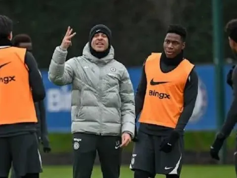 Chelsea đón Cole Palmer và Estevao trở lại đấu Crystal Palace