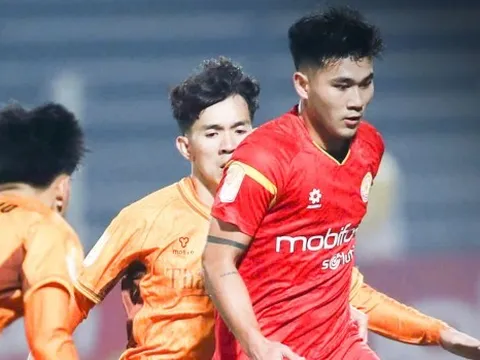 HAGL ôm hận trên chấm 11m trước PVF-CAND sau 90 phút bế tắc