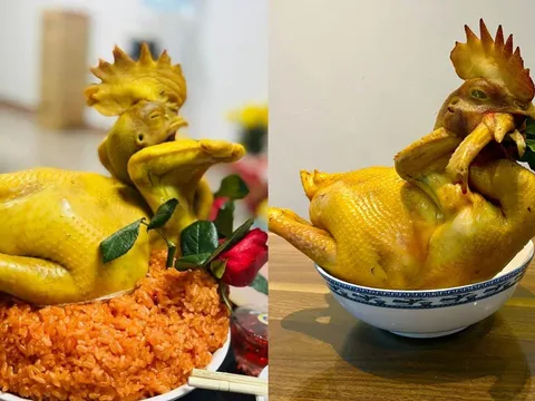 Cách luộc gà cúng da vàng óng, không bị nứt da, đỏ xương