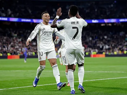 Arbeloa hé lộ cách giúp Mbappe và Vinicius cùng tỏa sáng