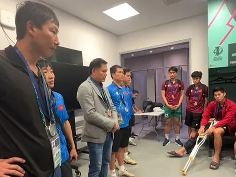 Sếp VFF dặn U23 Việt Nam cảnh giác giá trị ảo