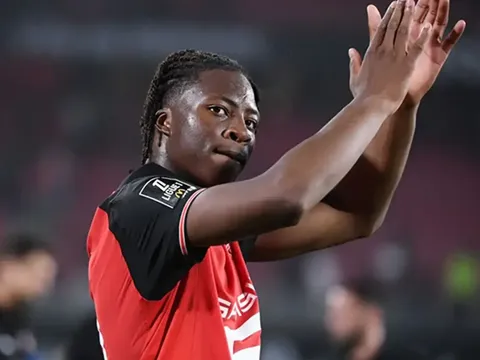 MU dọn đường đón sao mai 1m92 thay Zirkzee