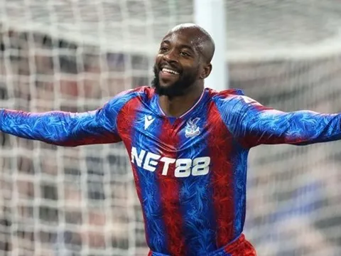 Tin đồn chuyển nhượng tối 25/1: Mateta "tỏ tình" với MU; Maguire có thể gia nhập Chelsea